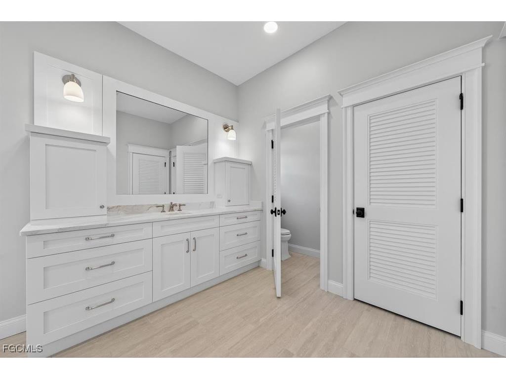 924 Kings Crown Drive Sanibel FL 33957 2025012697 image27