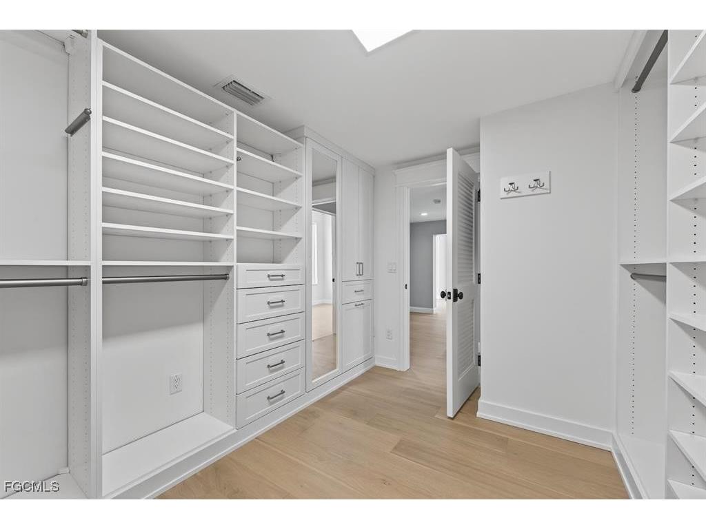 924 Kings Crown Drive Sanibel FL 33957 2025012697 image29