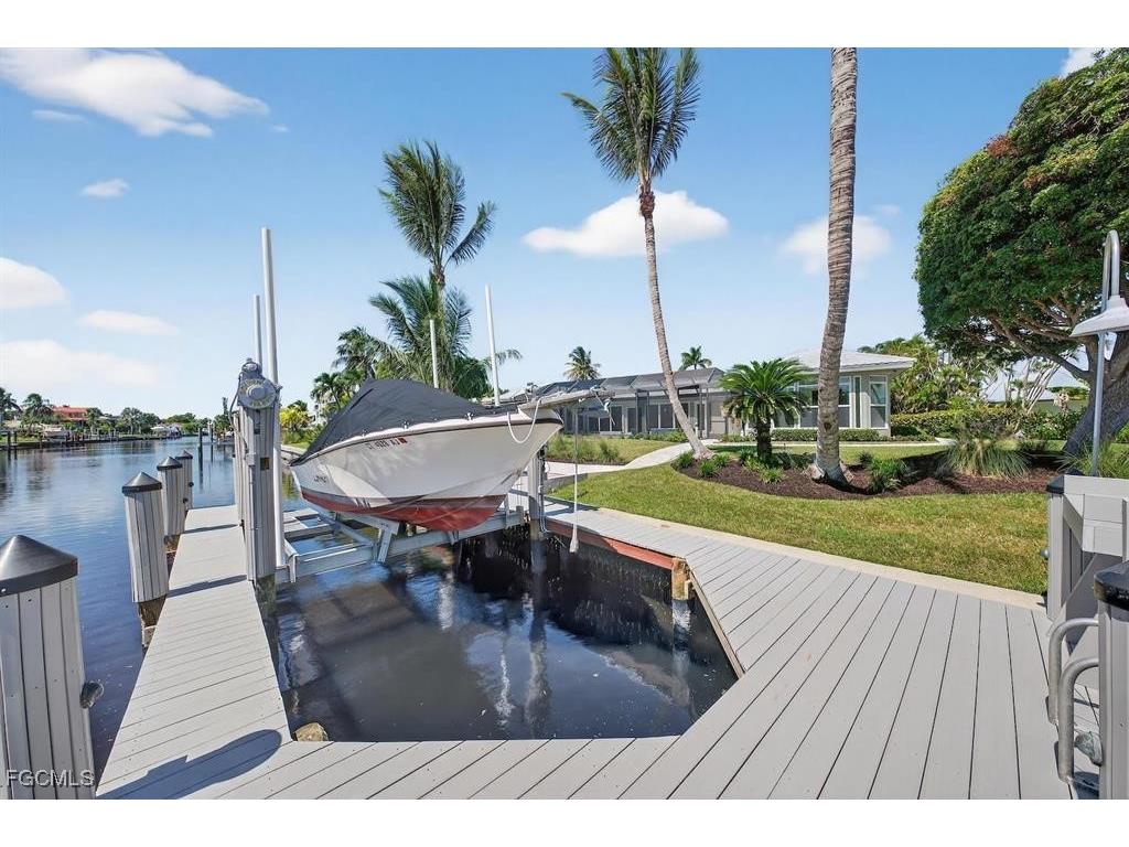 924 Kings Crown Drive Sanibel FL 33957 2025012697 image42