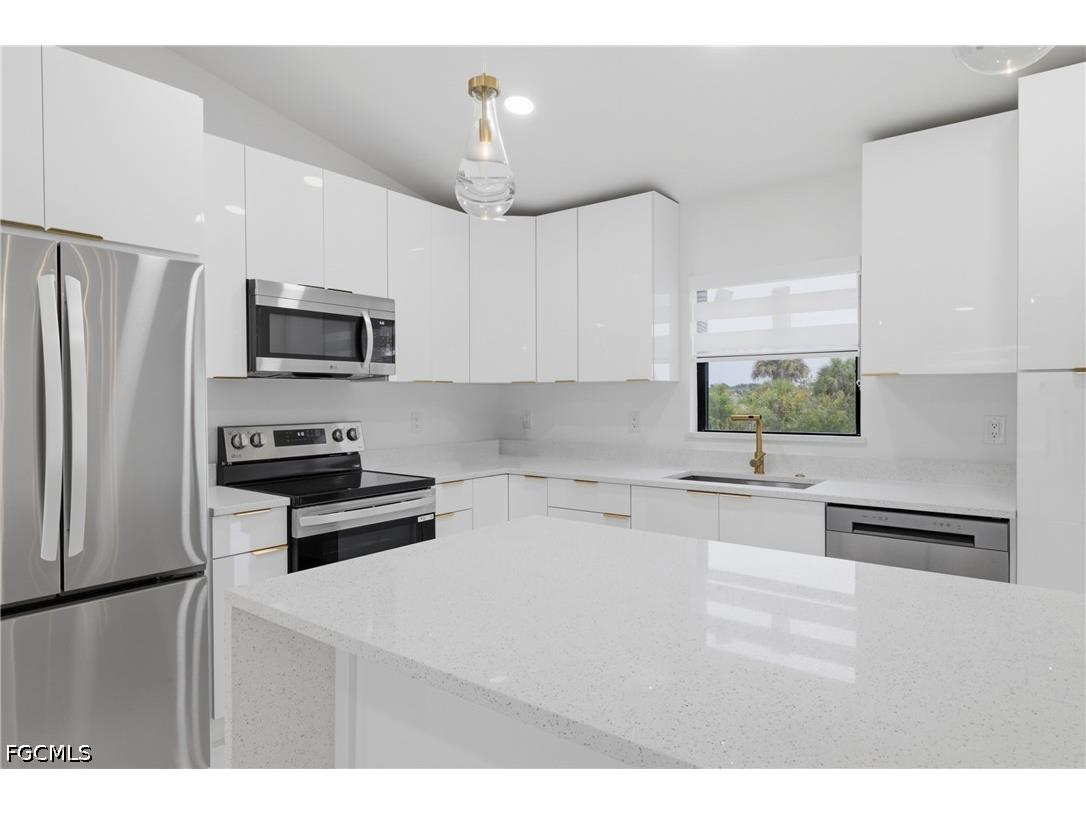 924 NE 20th Street Cape Coral FL 33909 2026020181 image12