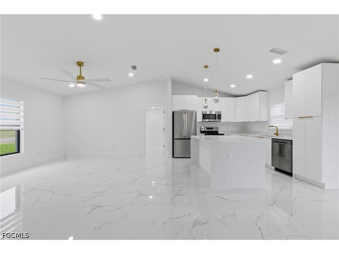 924 NE 20th Street Cape Coral FL 33909 2026020181 image21
