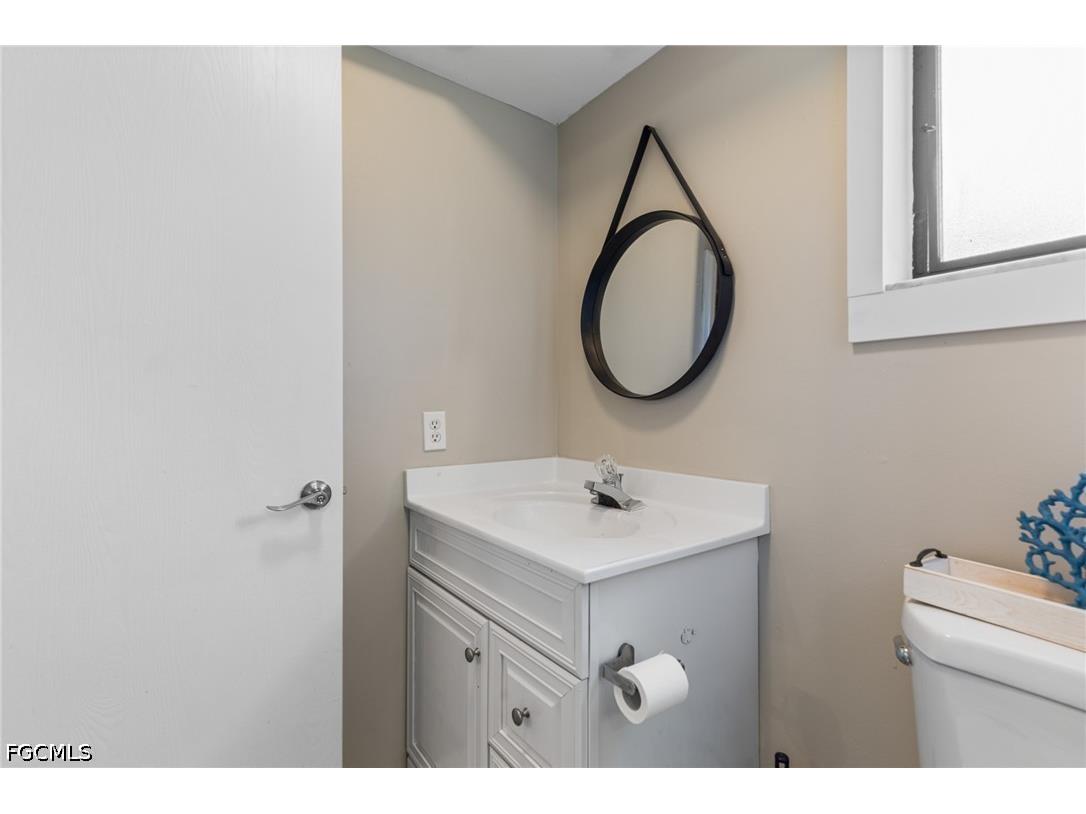 924 SE 21st Lane Cape Coral FL 33990 2026021091 image16