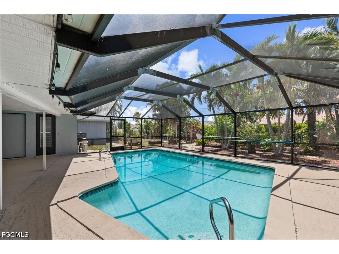924 SE 21st Lane Cape Coral FL 33990 2026021091 image2