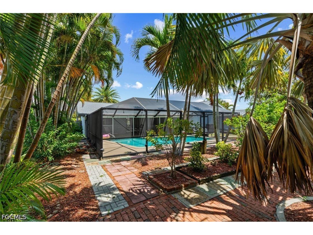 924 SE 21st Lane Cape Coral FL 33990 2026021091 image24