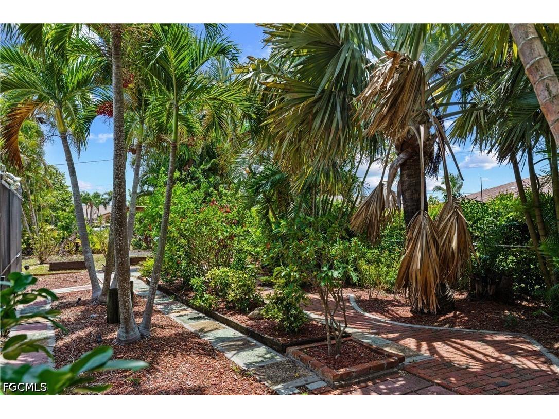 924 SE 21st Lane Cape Coral FL 33990 2026021091 image25