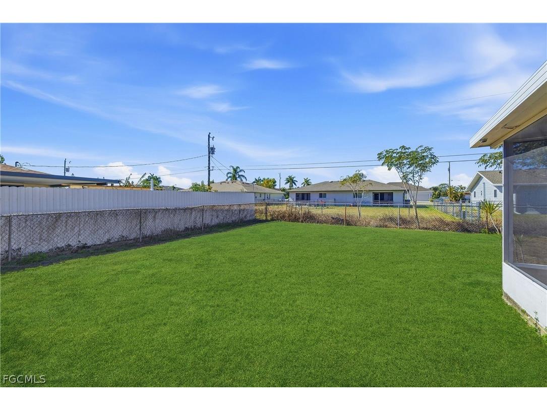 924 SE 24th Avenue #A Cape Coral FL 33990 2025019590 image17