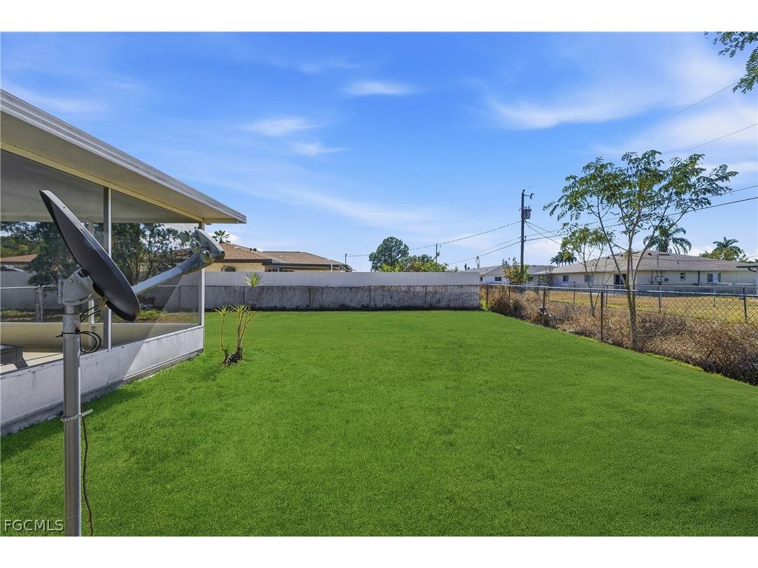 924 SE 24th Avenue #A Cape Coral FL 33990 2025019590 image19