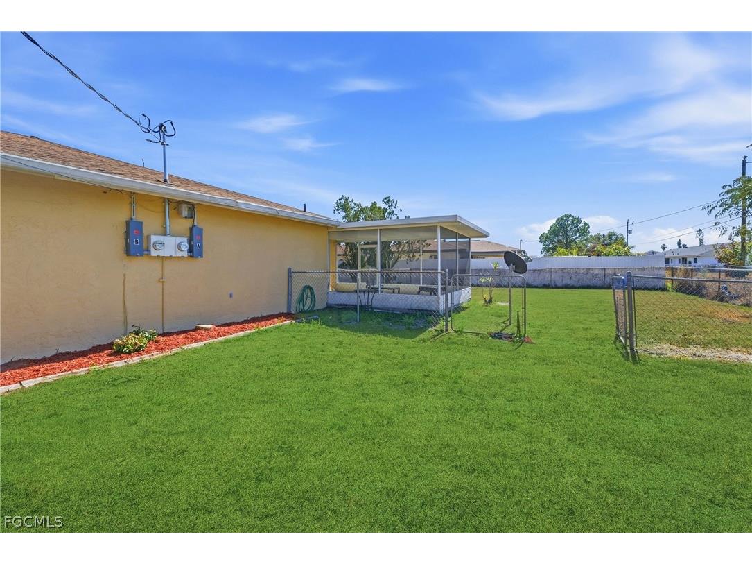 924 SE 24th Avenue #A & B Cape Coral FL 33990 2025019590 image31