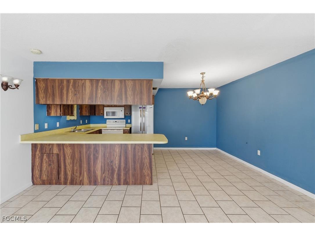 924 SE 24th Avenue #A Cape Coral FL 33990 2025019590 image9