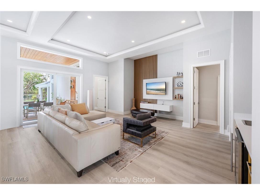 9240 The Lane Naples FL 34109 225072429 image12