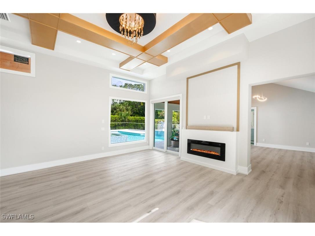 9240 The Lane Naples FL 34109 225072429 image19