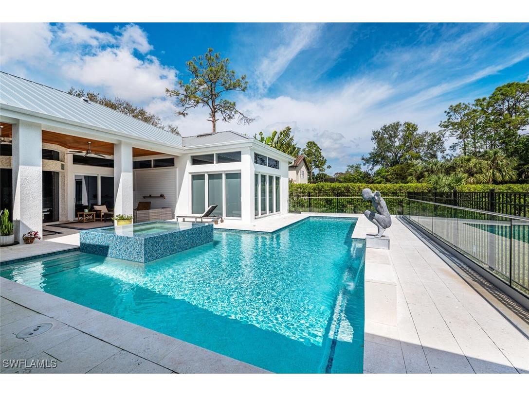 9240 The Lane Naples FL 34109 225072429 image32