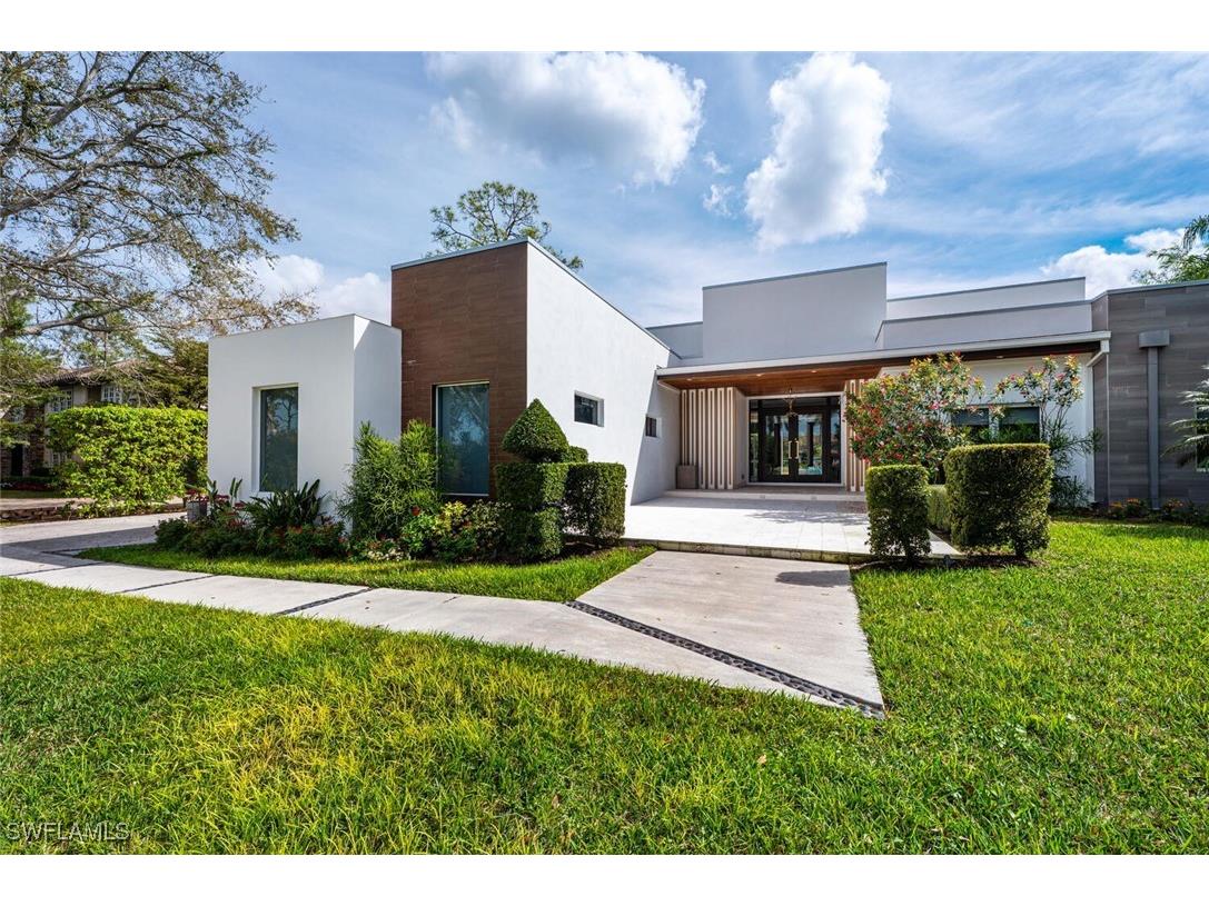 9240 The Lane Naples FL 34109 225072429 image40