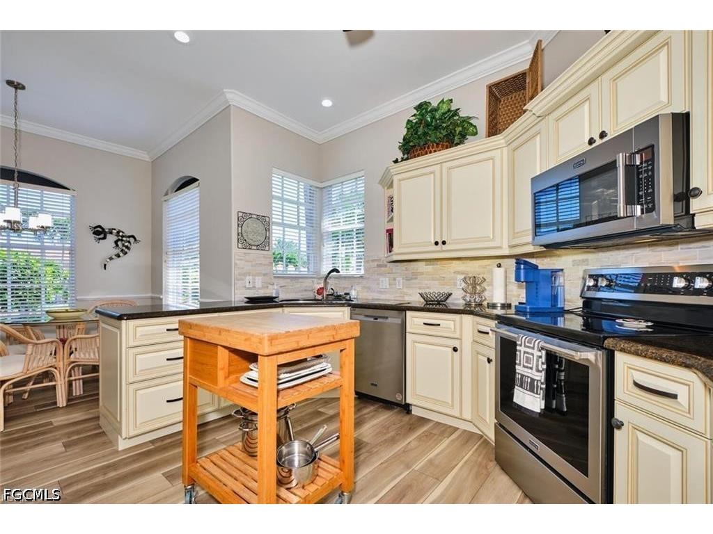 9240 Willowcrest Court Fort Myers FL 33908 2026024433 image24