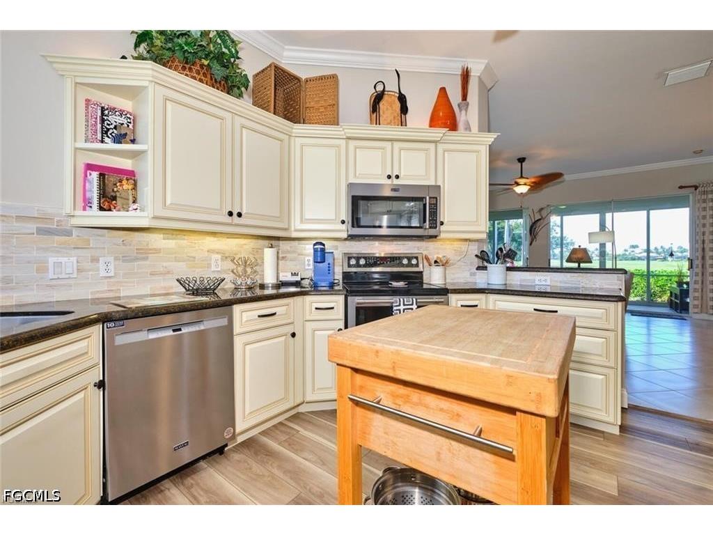 9240 Willowcrest Court Fort Myers FL 33908 2026024433 image25