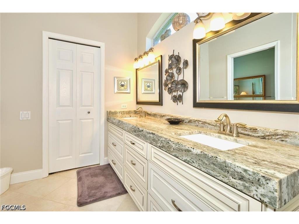 9240 Willowcrest Court Fort Myers FL 33908 2026024433 image35