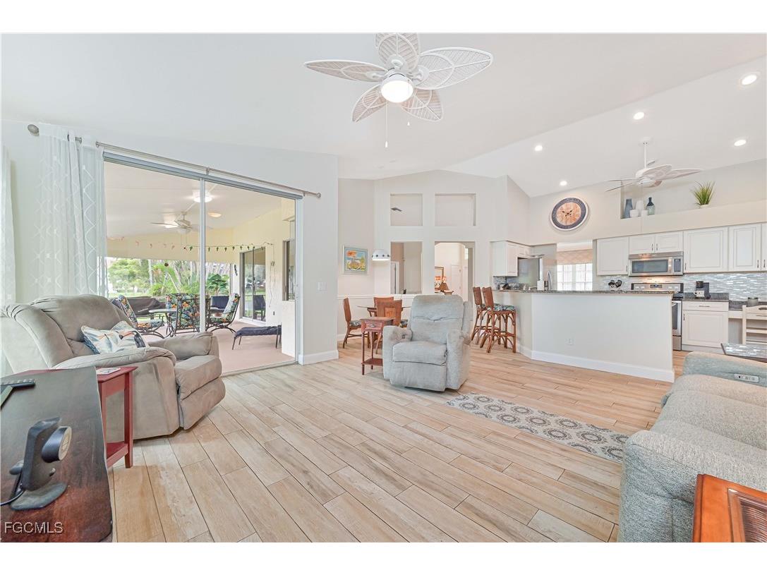 9241 Bramble Court Fort Myers FL 33919 2025014147 image18