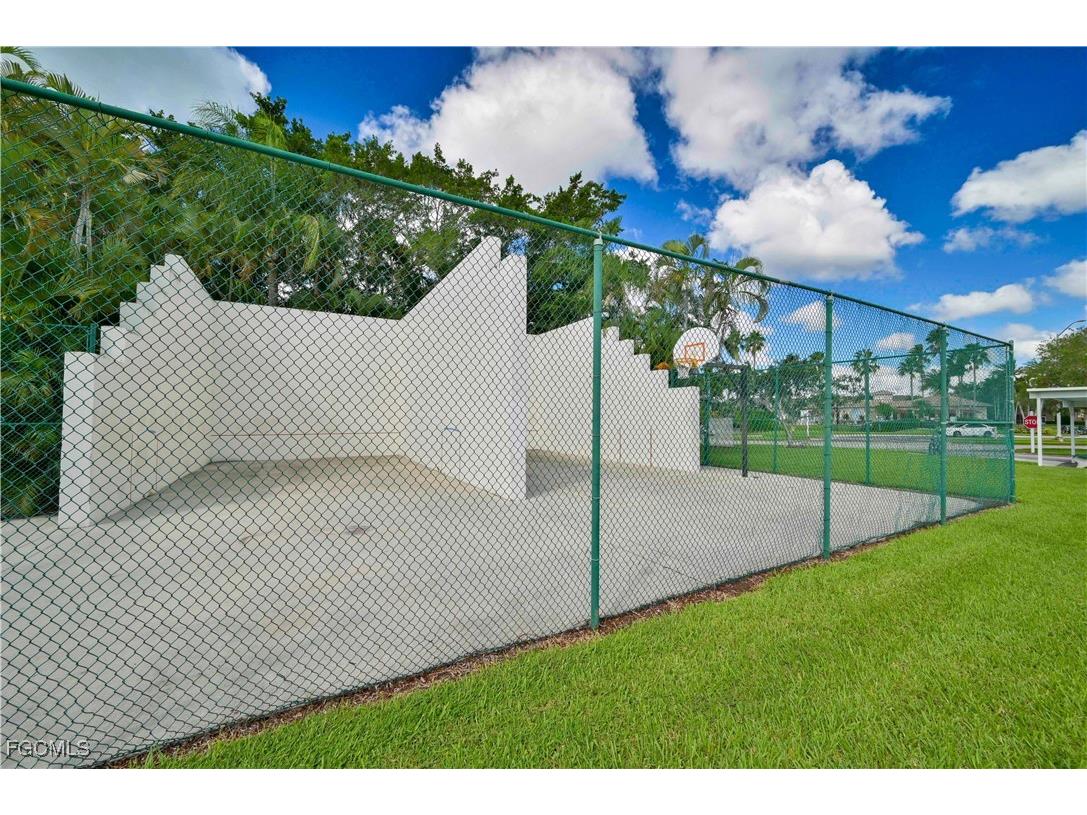 9241 Bramble Court Fort Myers FL 33919 2025014147 image42