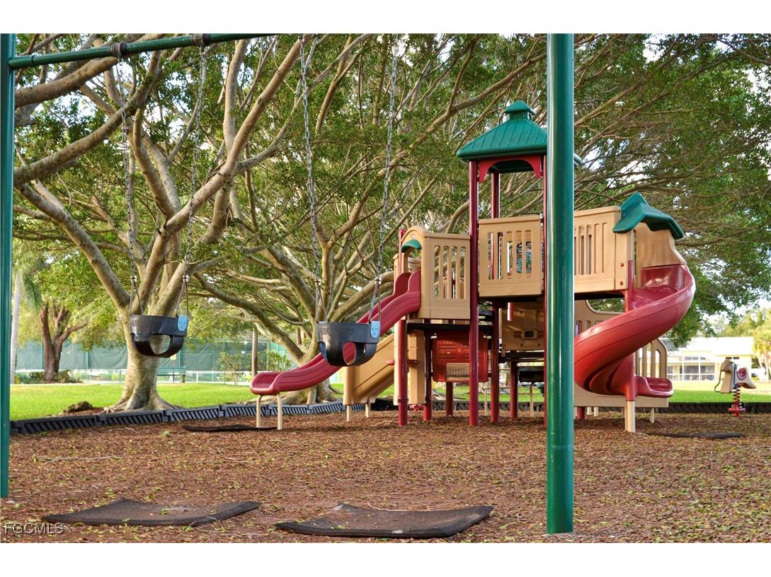 9241 Bramble Court Fort Myers FL 33919 2025014147 image47