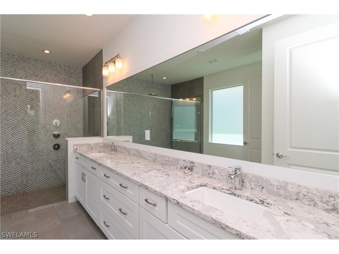 9241 Cayman Drive Naples FL 34114 226010663 image16