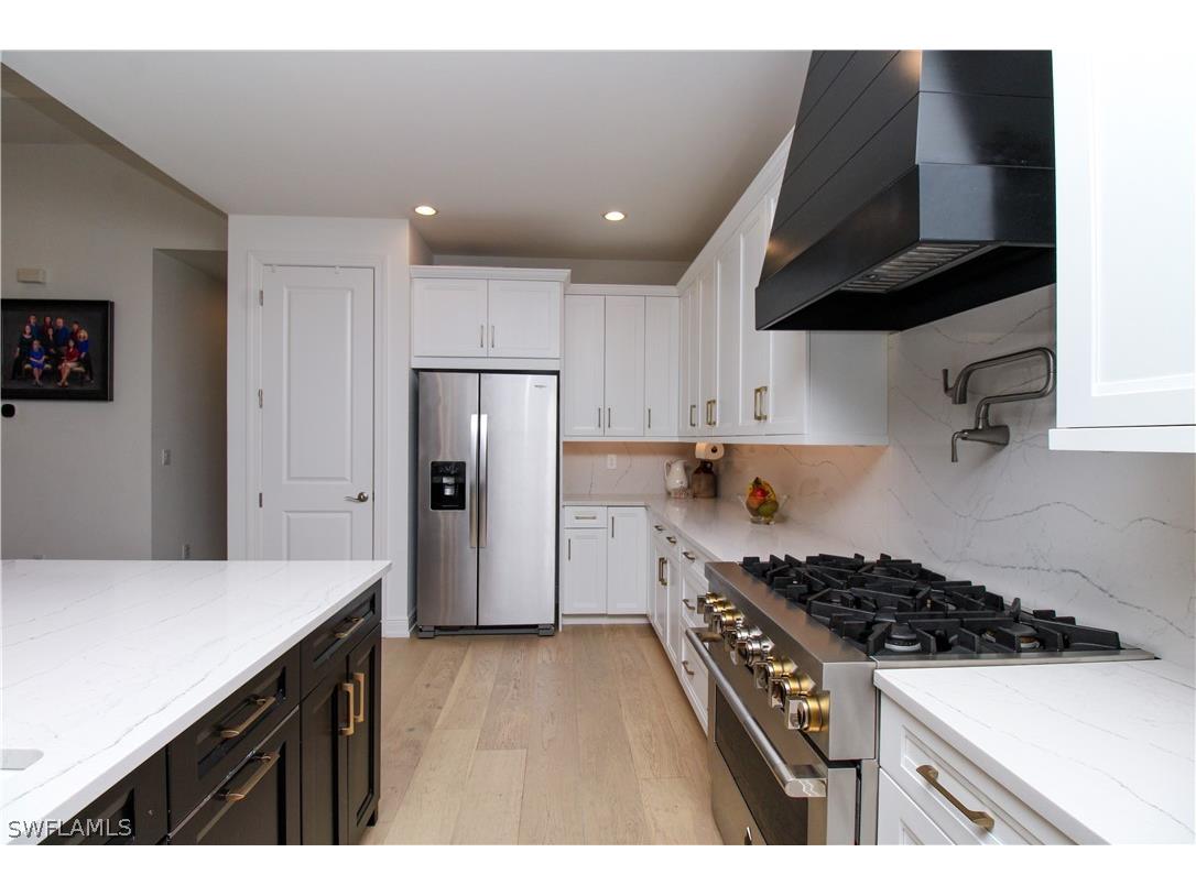 9241 Cayman Drive Naples FL 34114 226010663 image8