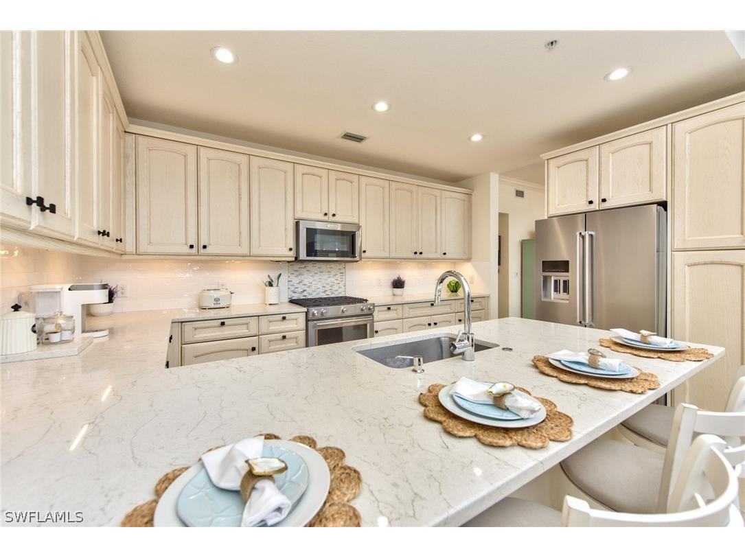 9242 Tesoro Lane #1-102 Naples FL 34114 226011784 image6