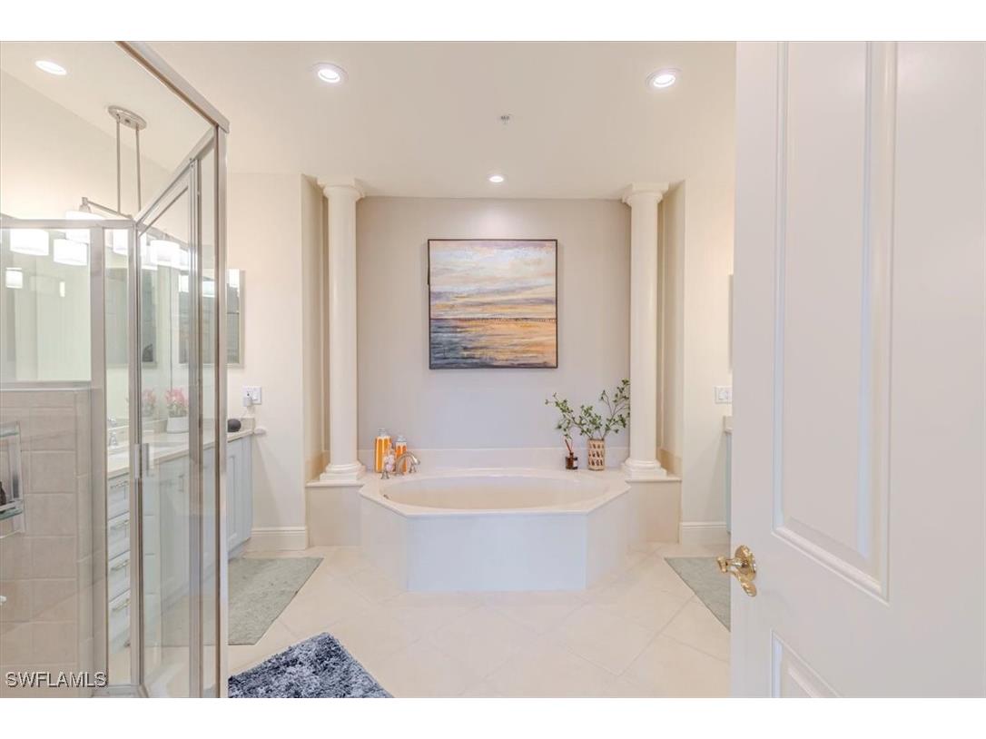 9242 Tesoro Lane #1 Naples FL 34114 225076630 image12