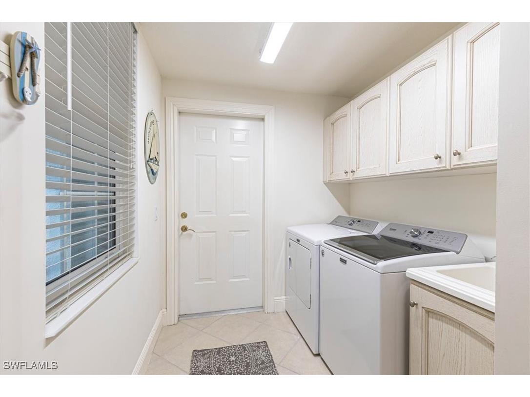 9242 Tesoro Lane #1 Naples FL 34114 225076630 image23