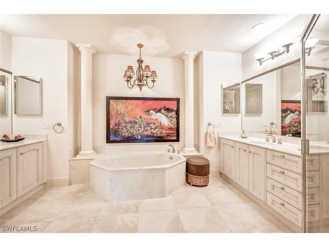 9242 Tesoro Lane #101 Naples FL 34114 226010260 image25