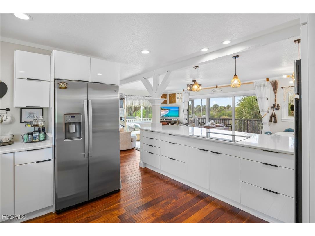 9247 Dimmick Drive Sanibel FL 33957 2025018937 image12