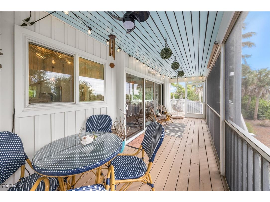 9247 Dimmick Drive Sanibel FL 33957 2025018937 image18