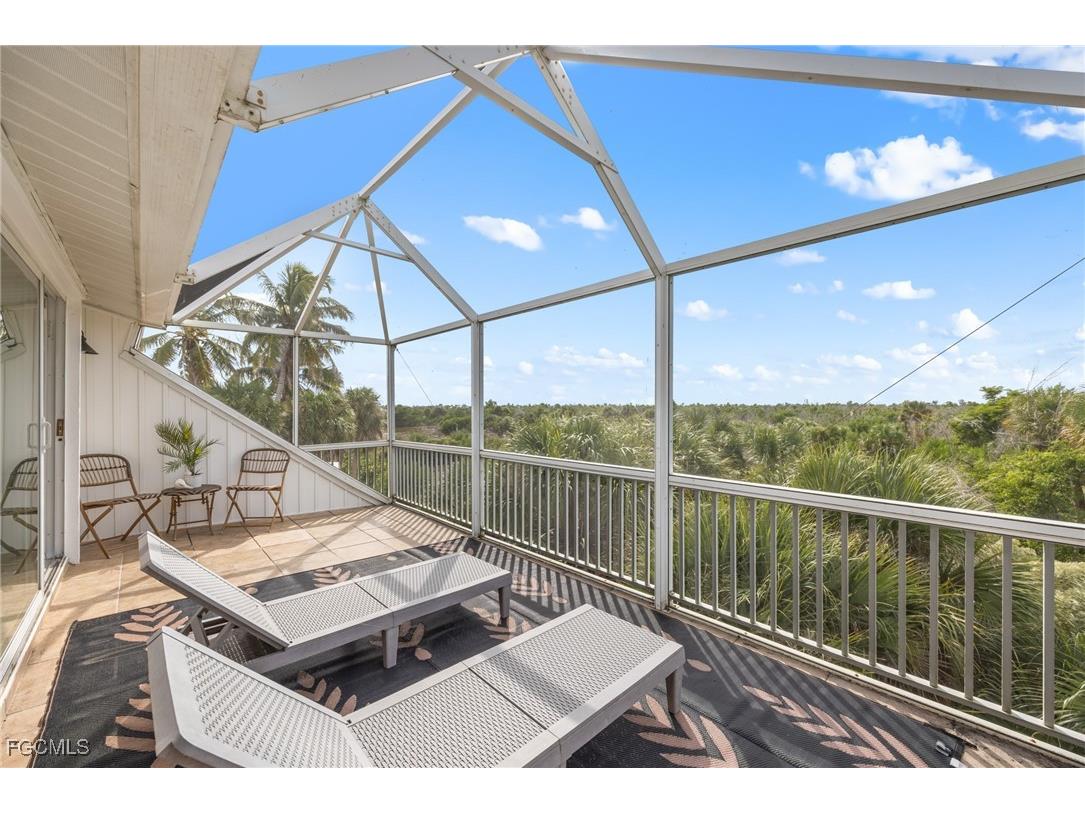 9247 Dimmick Drive Sanibel FL 33957 2025018937 image32