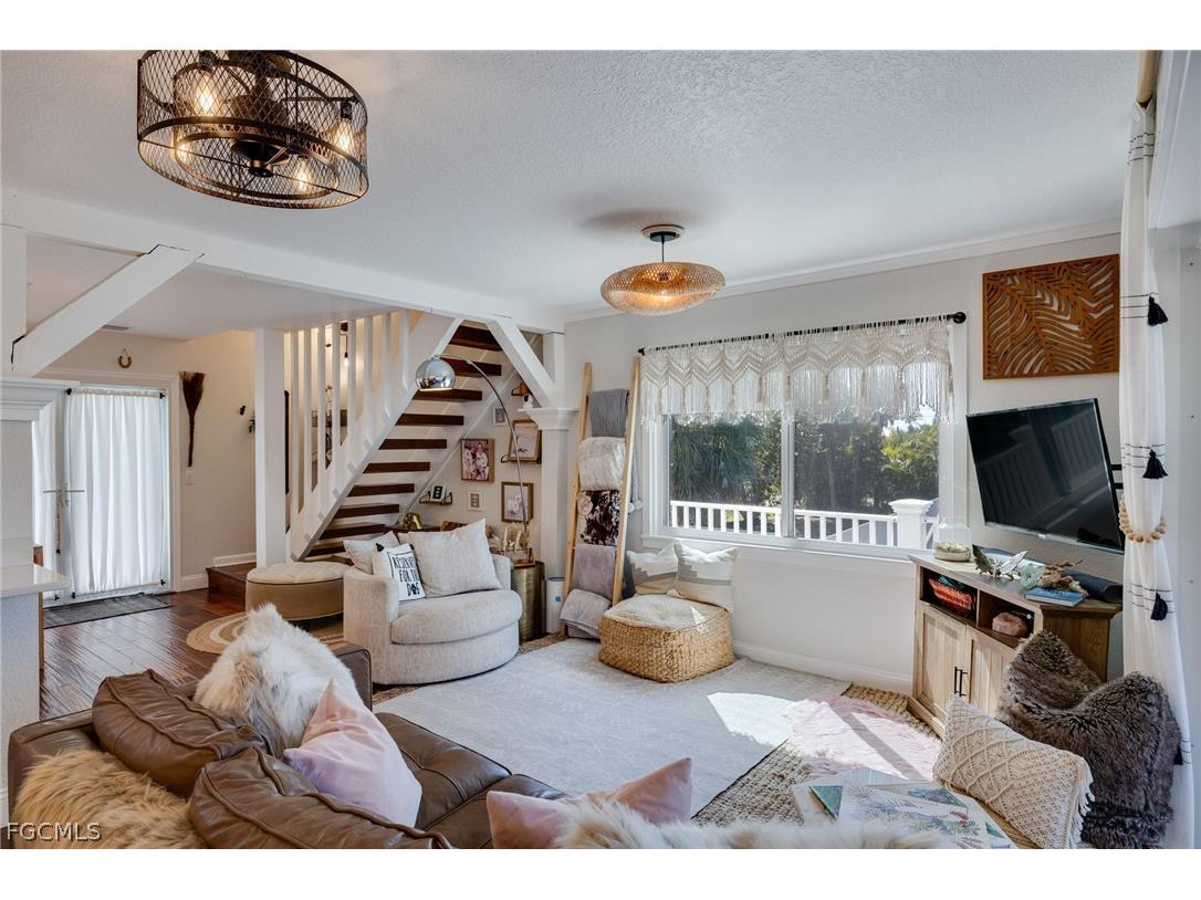 9247 Dimmick Drive Sanibel FL 33957 2026013958 image13