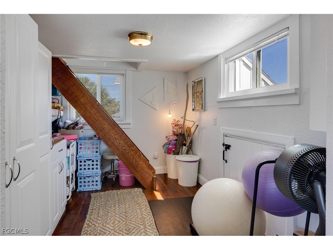 9247 Dimmick Drive Sanibel FL 33957 2026013958 image25