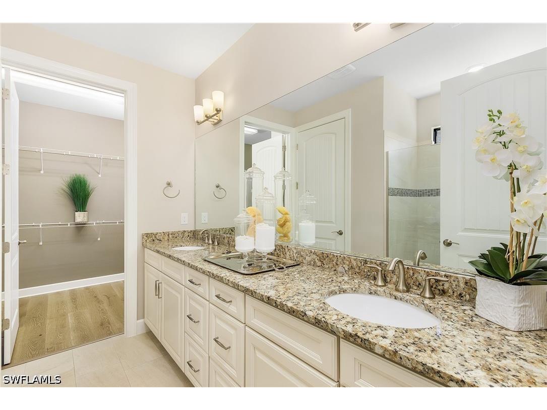 9248 Cormorant Drive Naples FL 34120 226019745 image21