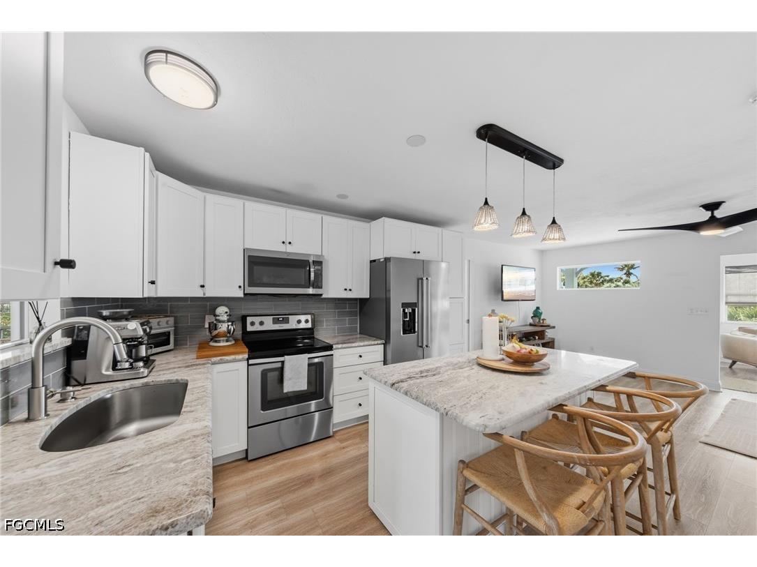 9248 Kincaid Court Sanibel FL 33957 2026015185 image15