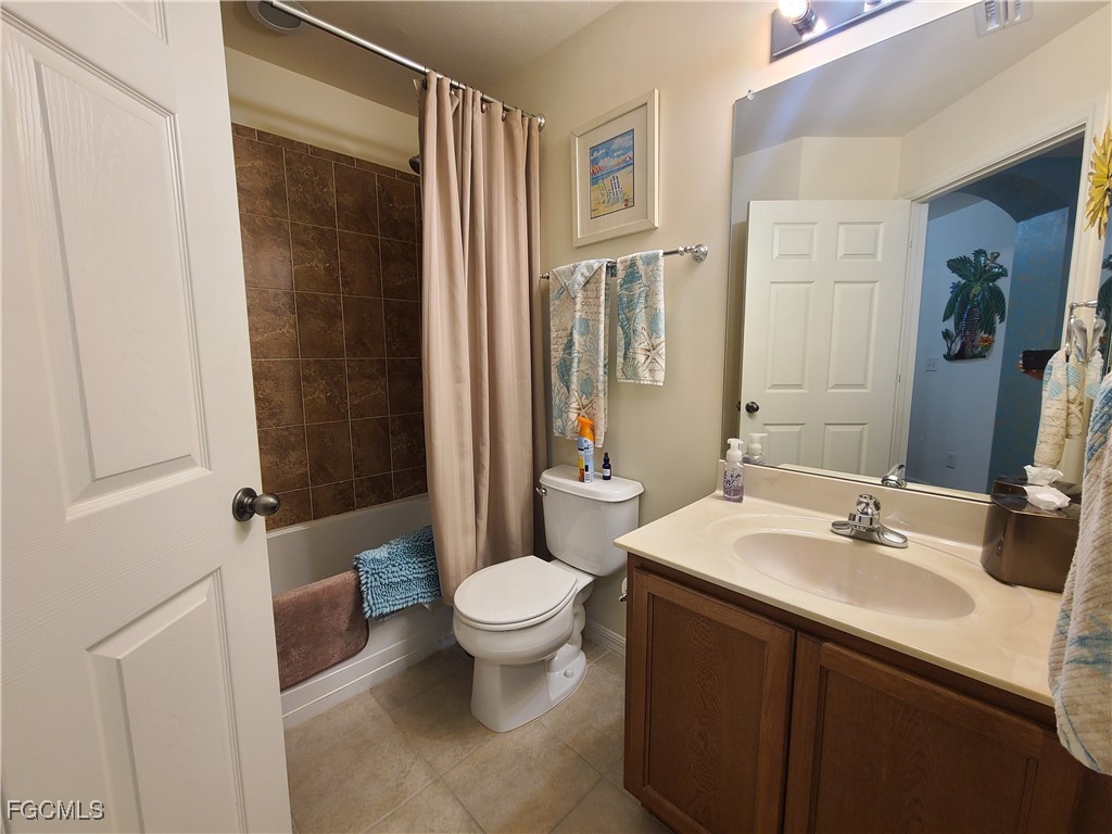 9249 Aegean Circle Lehigh Acres FL 33936 2026002909 image5