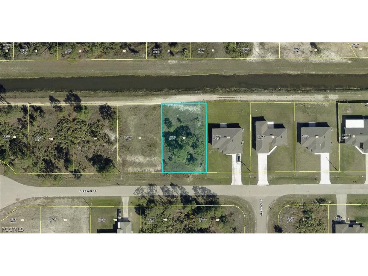 925 Gleason Street Lehigh Acres FL 33974 2026008642 image1