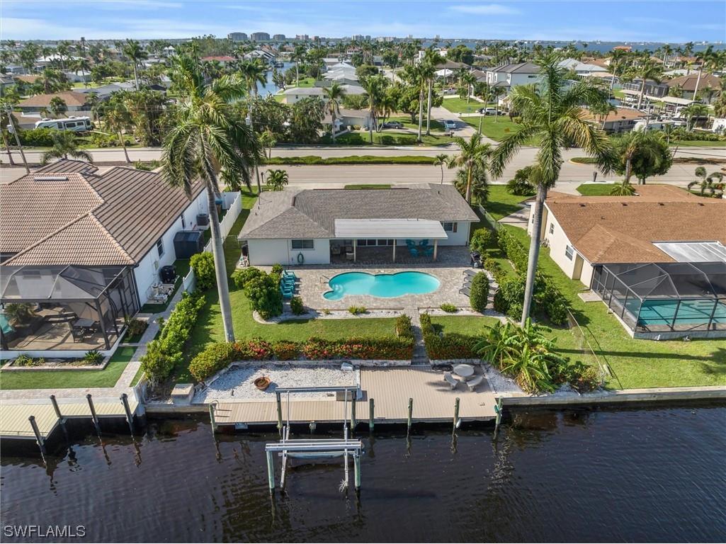 925 Lucerne Parkway Cape Coral FL 33904 223063063 image1