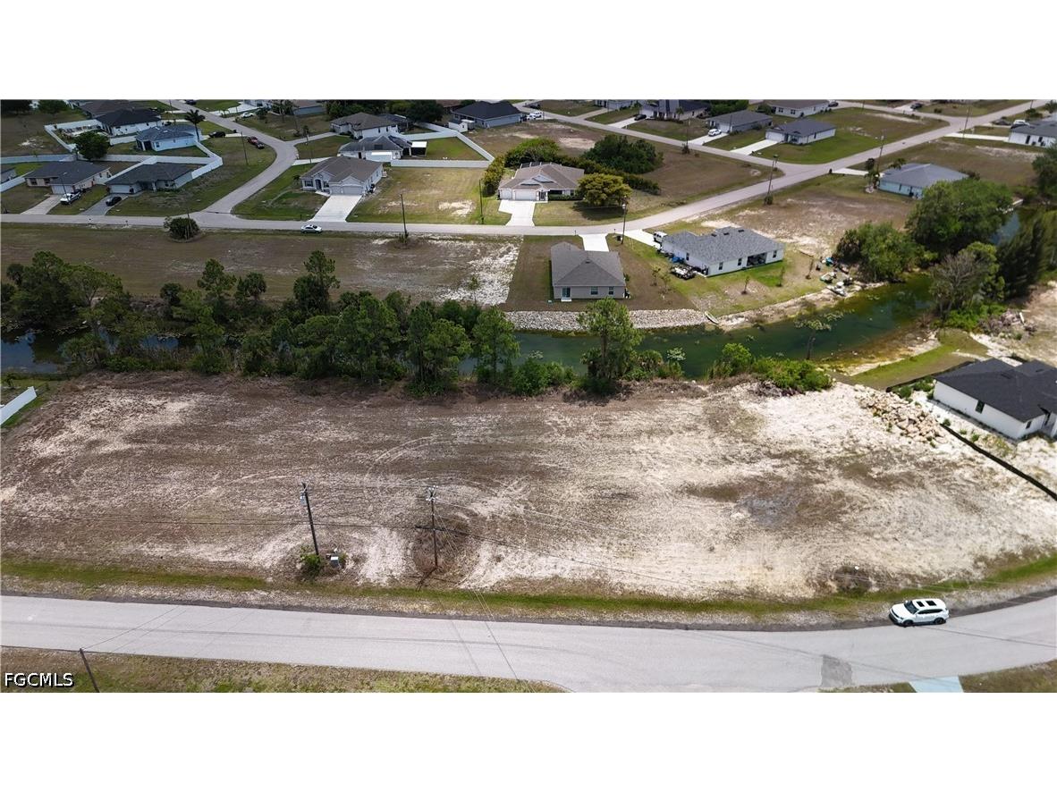 925 NW 3rd Place Cape Coral FL 33993 2026011103 image10