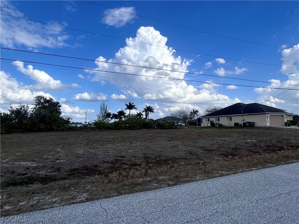 925 NW 3rd Place Cape Coral FL 33993 2026011103 image2
