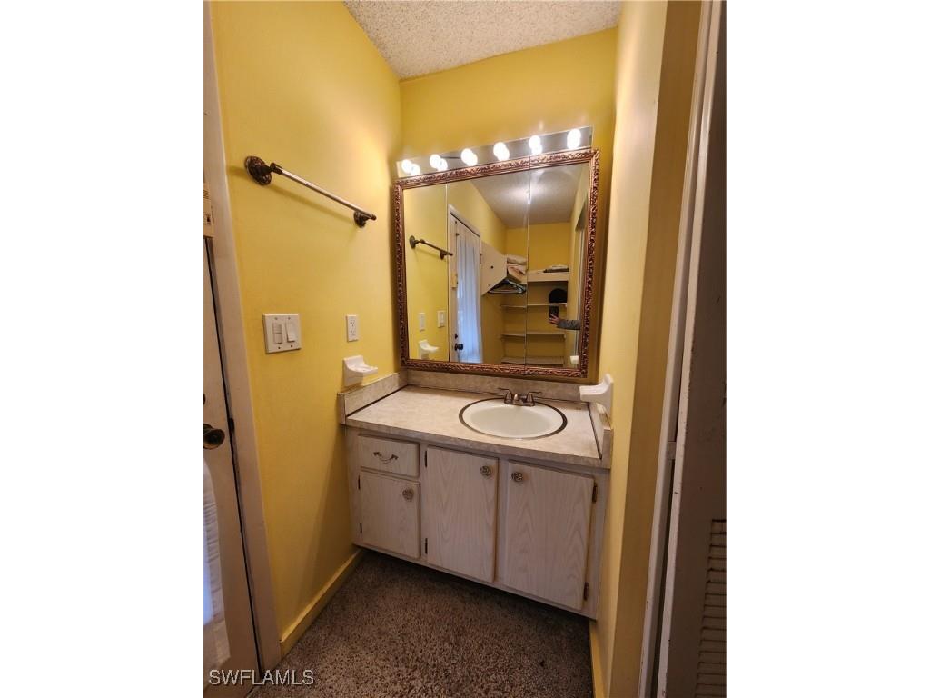 925 Palm View Drive #F-120 Naples FL 34110 225070309 image14