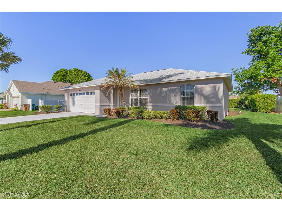 925 SE 25th Lane Cape Coral FL 33904 224099845 image1