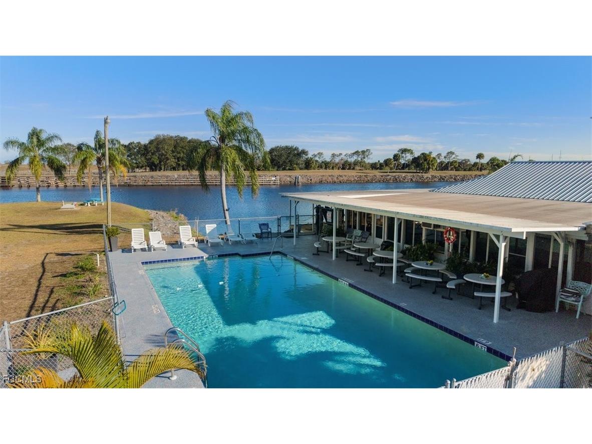 925 Yacht Club Way NW Moore Haven FL 33471 2026003308 image41