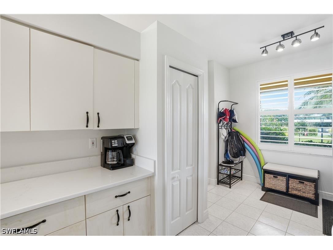 9250 Highland Woods Boulevard #2105 Bonita Springs FL 34135 226015813 image12