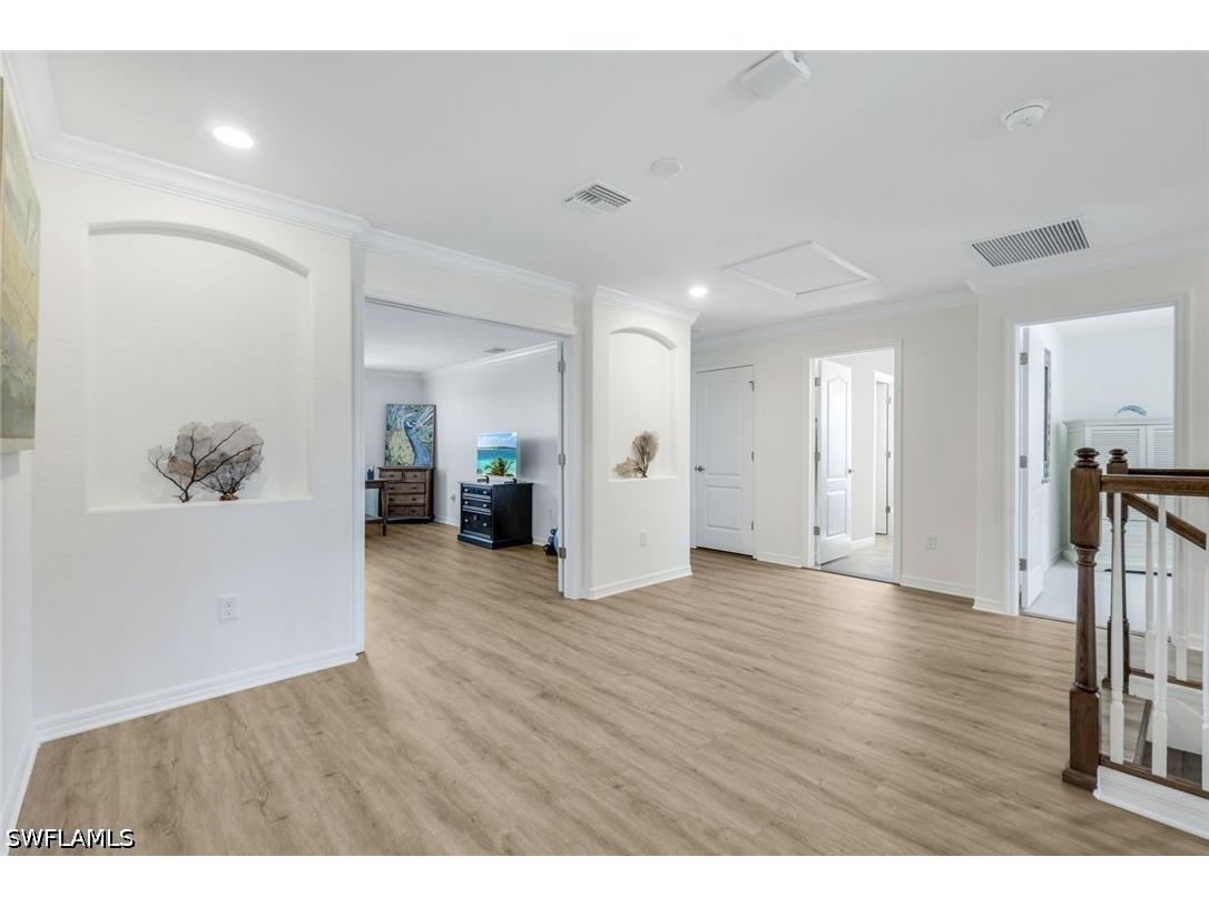 9250 Shadow Oak Lane Naples FL 34120 226024259 image20