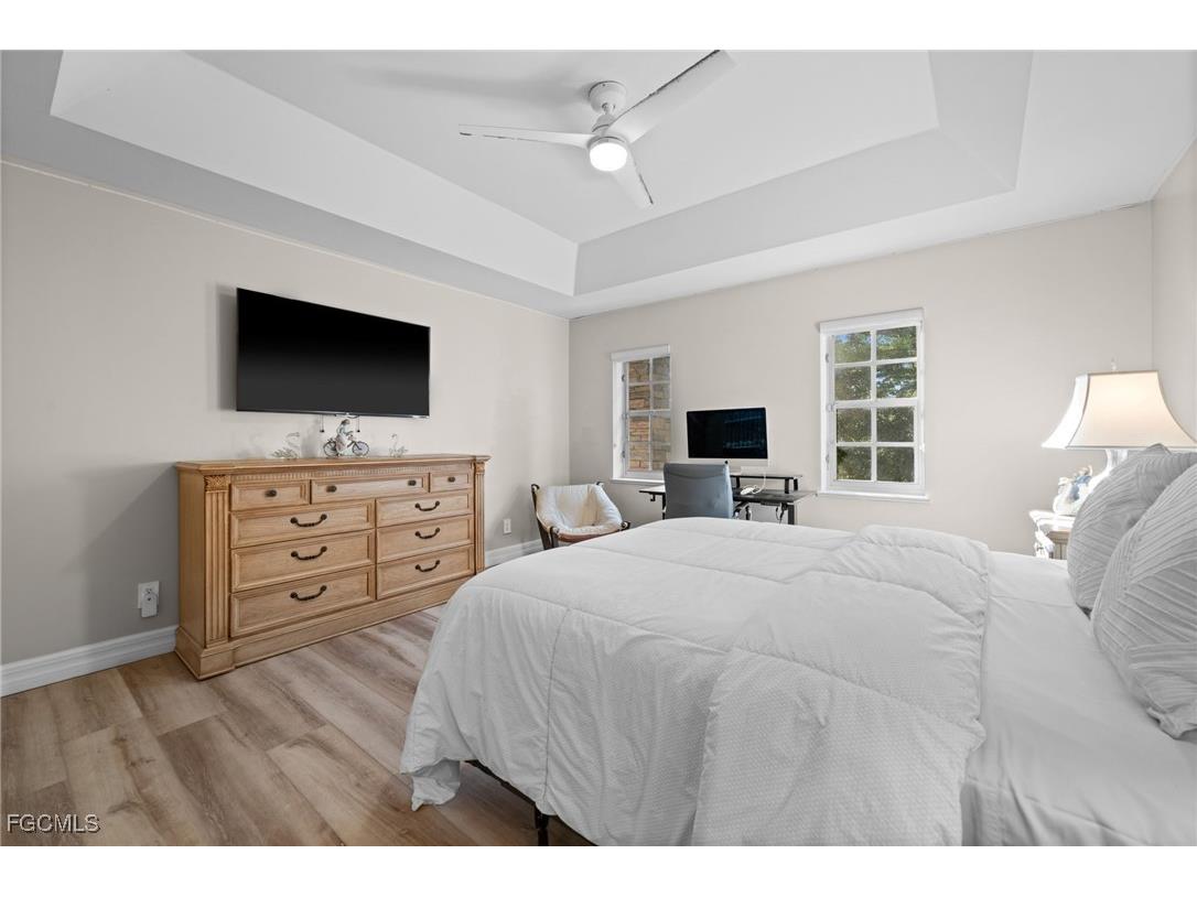 9250 The Lane Naples FL 34109 2025024233 image35