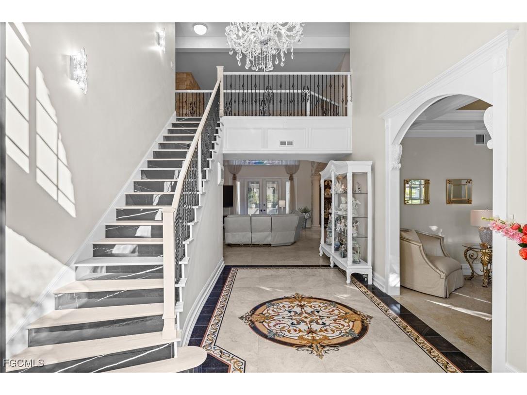 9250 The Lane Naples FL 34109 2025024233 image6