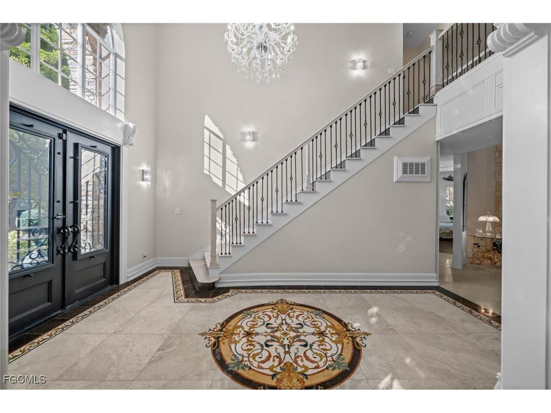 9250 The Lane Naples FL 34109 2025024233 image7