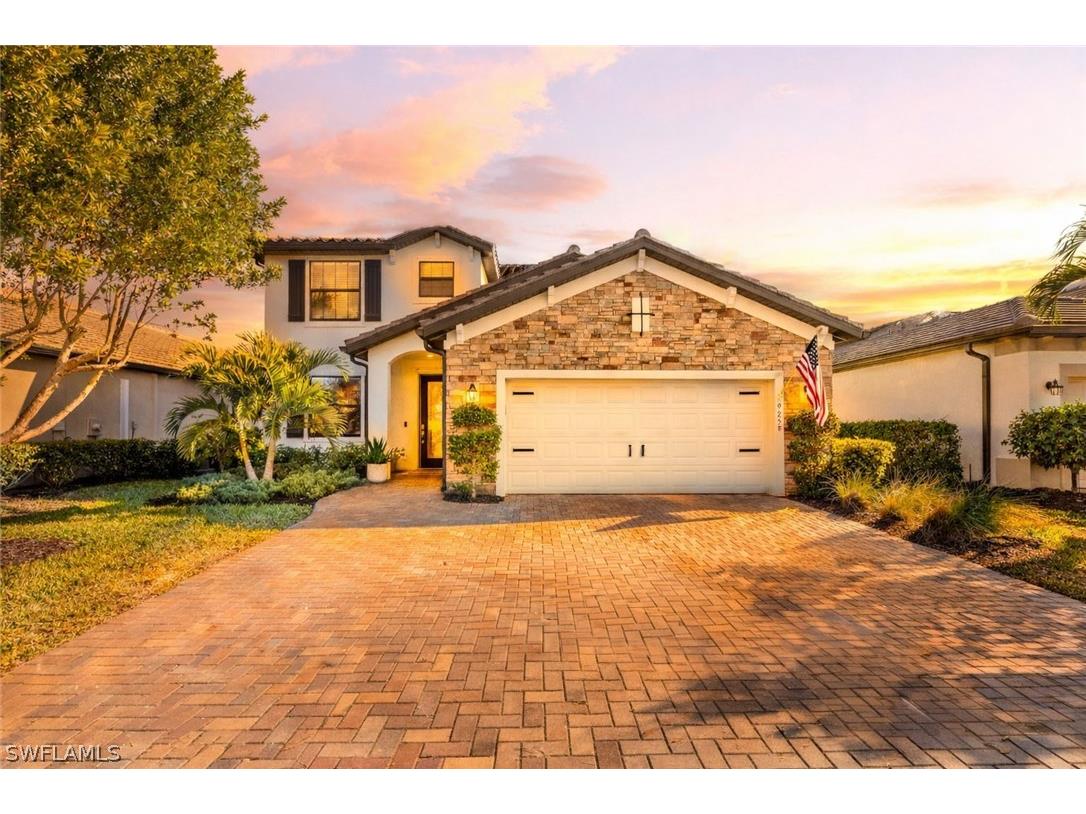 9258 Shadow Oak Lane Naples FL 34120 226001825 image1